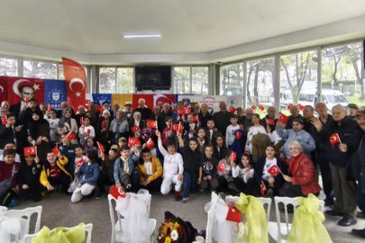 Bursa'da miniklerden yürek ısıtan 23 Nisan kutlaması