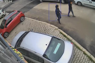 Bursa'da kargo aracını çaldılar, 'dur' ikazına uymayıp kaçtılar