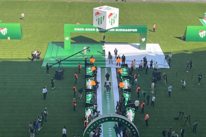 Bursa'da tarihi akşam, timsah geri döndü