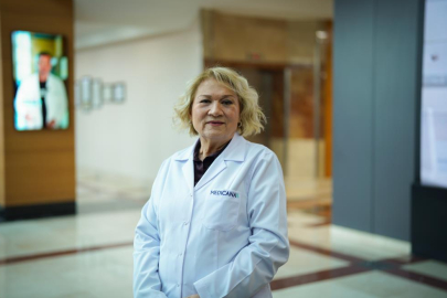 Aşı tereddüdü yeni bir salgına dönüşüyor