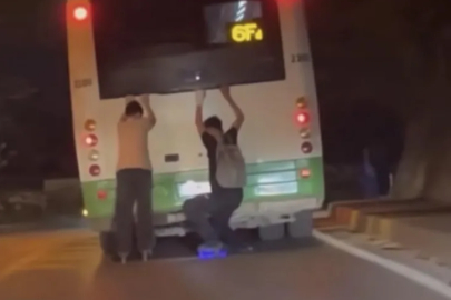 Bursa'da patenli gençlerin tehlikeli yolculuğu kamerada
