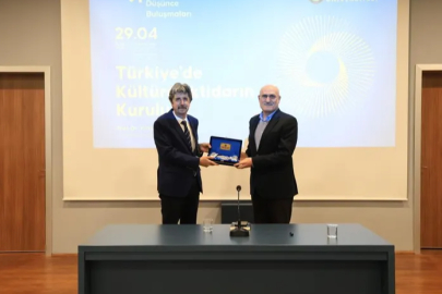 Uludağ Düşünce Buluşmaları "Türkiye'de Kültürel İktidarın Kuruluşu" ile başladı