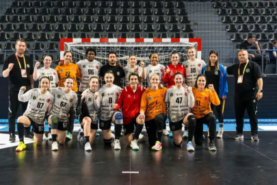 Bursa Büyükşehir Belediyespor yarı finalde