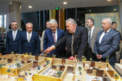 Panorama 1326 Bursa Fetih Müzesi’nde "Mukaddes emanetler" sergisi ziyarete açıldı