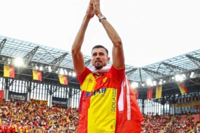 Göztepe kalecisi, Lech Poznan yolcusu