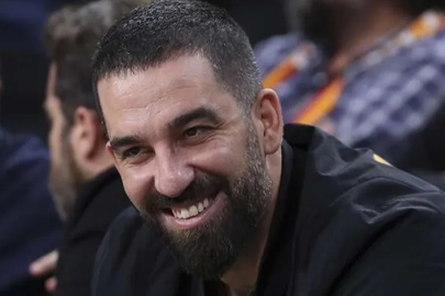 Arda Turan, yılın teknik direktörü seçildi