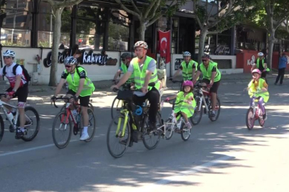 Bursa'da sağlıklı hayat için pedal çevirdiler