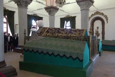 Sultan 1. Murad Hüdavendigar Han dualarla anıldı