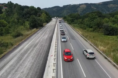 Yalova-Bursa kara yolunda asfaltlama çalışması devam ediyor