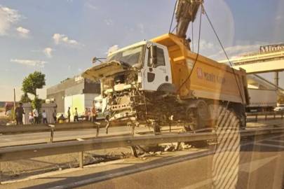 Bursa'da kontrolden çıktı, trafik felç oldu