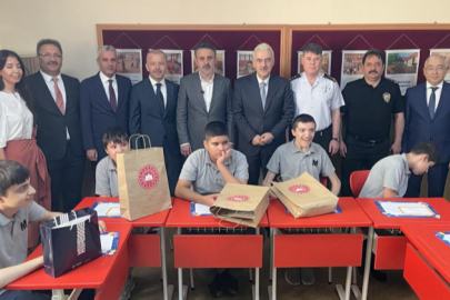Bursa'da yüz binlerce öğrenci tatile 'merhaba' dedi