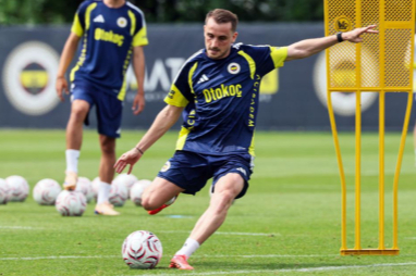 Fenerbahçe yeni sezon hazırlıklarına devam ediyor