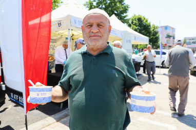 Aşure geleneği Şirinevler'de yaşatıldı