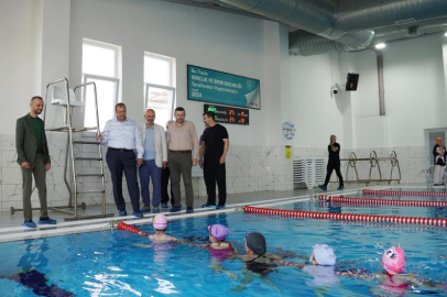 İznik'te Yaz Yüzme Kursları 506 öğrenciyle başladı