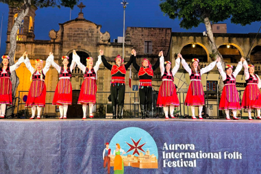 BUÜ Halk Oyunları Grubu Malta’da bir ilke imza attı
