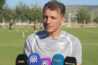 Ziya Erdal: "Sivasspor’u hak ettiği yere taşıyacağız"