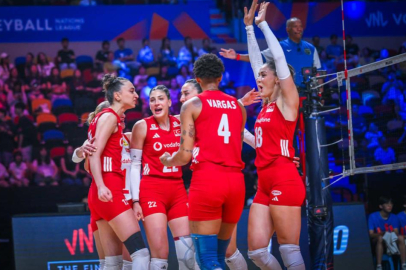 A Milli Kadın Voleybol Takımı, Milletler Ligi'nde şampiyon oldu