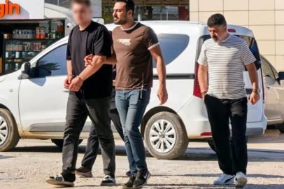 Bursa'da  arkadaşını silahla tehdit edip kendi borcunu ödetti