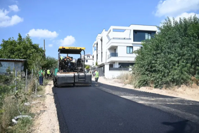 Umurbey’de asfalt mesaisi sürüyor
