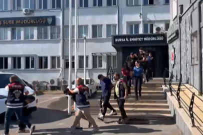 Bursa'da kara para aklayan şahıslara baskın