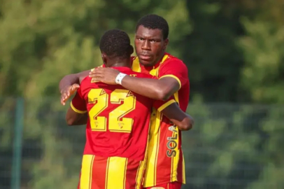Göztepe’de Sinclair Armstrong, taraftardan tam not aldı