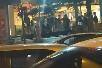 Bursa'da  iki grup arası kavga kamerada