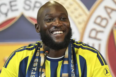 Fenerbahçe, Lukaku'yu UEFA listesine ekledi
