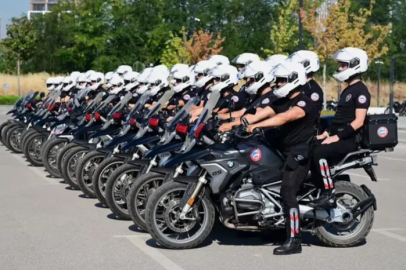 Bursa'da yunus polisleri temel eğitim kursunu tamamladı