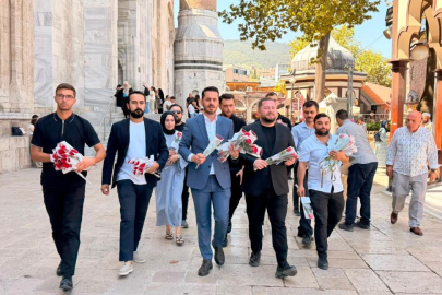 Bursa'da Ak Partili gençlerden anlamlı program