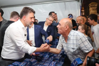 Başkan Vekili Biba, Mevlid Kandili'ni Bursalılarla birlikte idrak etti