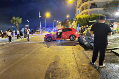 Bursa'da Karşı Şeride Geçen Araç Kaza Yaptı: 4 Yaralı