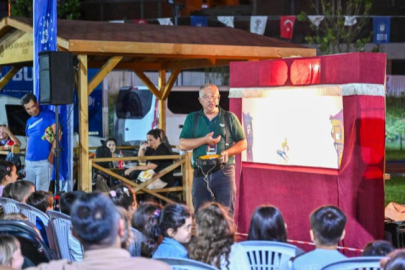 Bursa’da Karagöz ve kukla rüzgârı esti