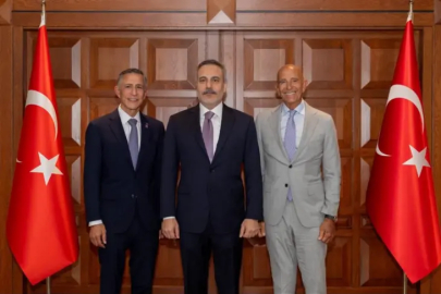 Bakan Fidan, ABD'nin Ankara Büyükelçisi Barrack'ı kabul etti