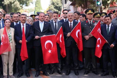 Başkan Vekili Biba: Bursa Türk bayrağının altında yürüyor
