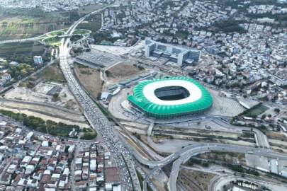 Bursa’da okullar açıldı, korkulan trafik yoğunluğu oluşmadı