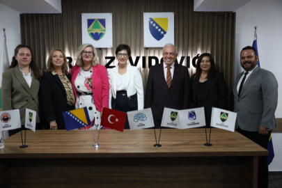 Başkan Özdemir Zavidovići’nin Şehir Günü törenlerine katıldı