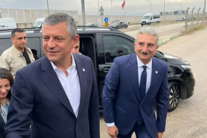 YENİ Parti Lideri Özel, Bozbey’i cezaevinde ziyaret etti