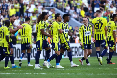 Fenerbahçe'den tarihi fark! 8-0