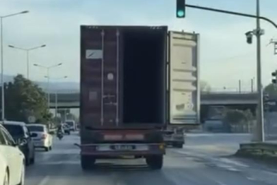 Bursa’da tırın açık kalan dorse kapağı tehlike saçtı