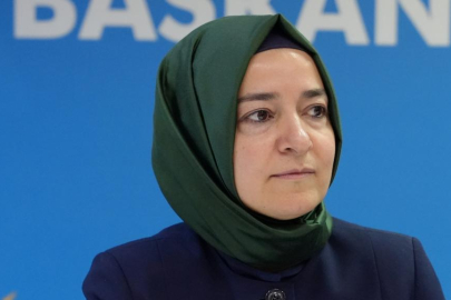Fatma Betül Sayan Kaya, görevlerinden affını istedi