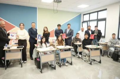 Yenişehir’de üniversite adaylarına 3 bin kitap desteği