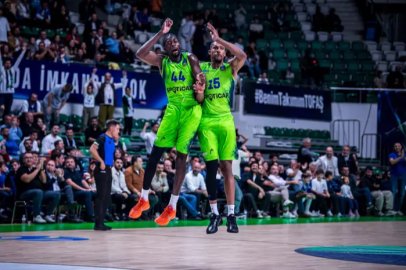 TOFAŞ Eurocup'ta da sezona galibiyetle başladı: 82-69