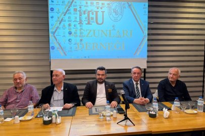 Bursa'da dünya ve Türkiye ekonomisi ele alındı
