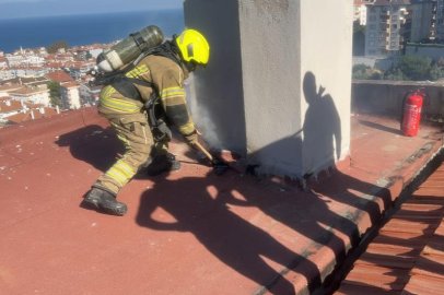Bursa’da sitenin çatısında yangın paniği