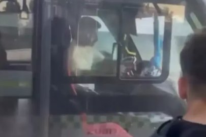Bursa'da şoförlerin yol tartışması kamerada