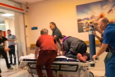 Bursa'da sedye üzerinde hayata döndürme çabası
