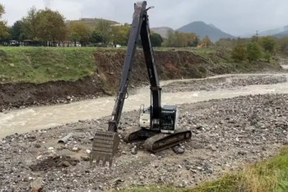 Bursa'daki toprak kayması suyun akış yönünü değiştirdi