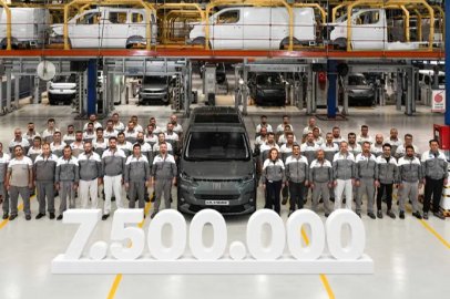 Tofaş, Bursa'da 7,5 milyonuncu aracını üretti!