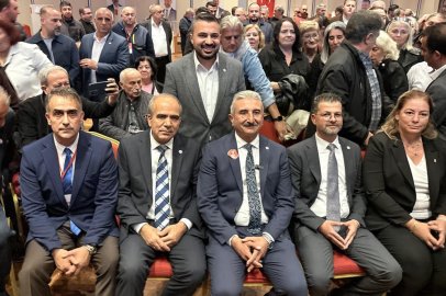 Yeni Parti Bursa’da Nihat Yeşiltaş güven tazeledi
