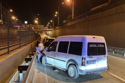 Bursa'da  Otomobile çarpan motosiklet sürücüsü yaralandı